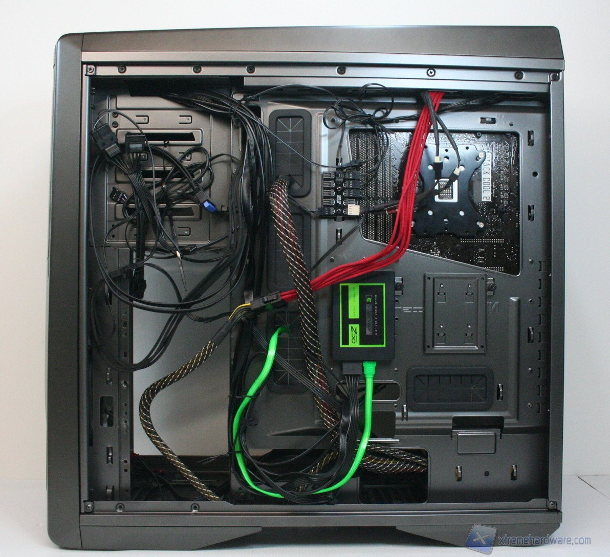 00155 NZXT PHANTOM630